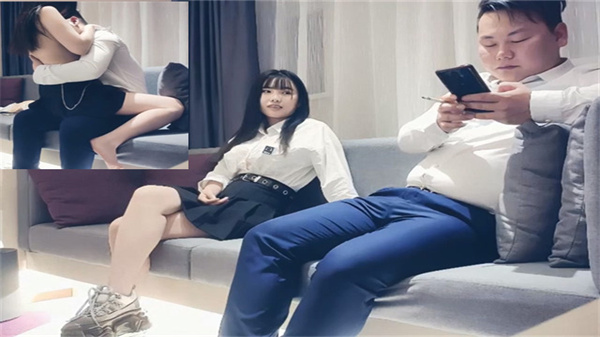 赵总狂干18岁青春巨乳萝莉 极品大胸骚穴被爆操内射海报剧照